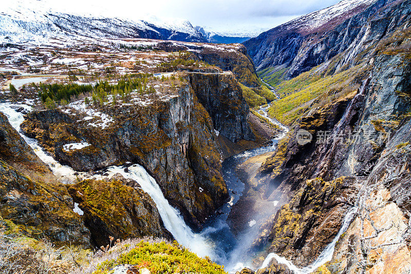 马博达伦山谷(Voringfossen waterfall, Hordaland, Norway)